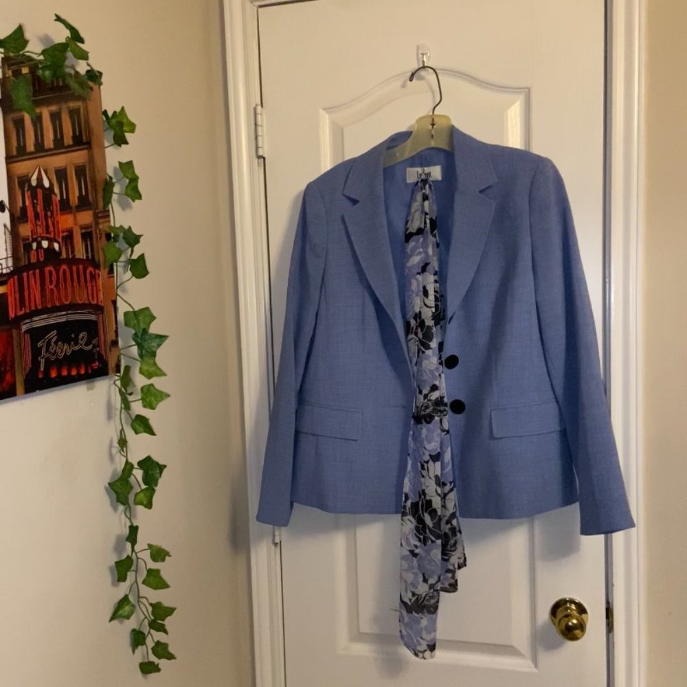 Le Suit Suit Jacket, Size 10